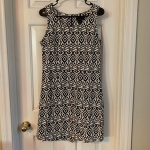 5/$20 sleeveless dress with zipper